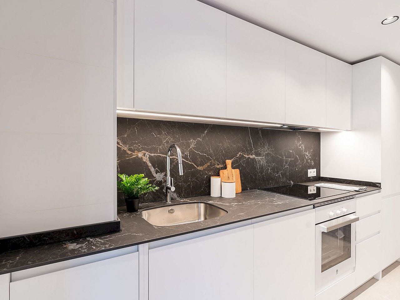 Penthouse mit riesigen Terrassen direkt am Strand - Meerblick