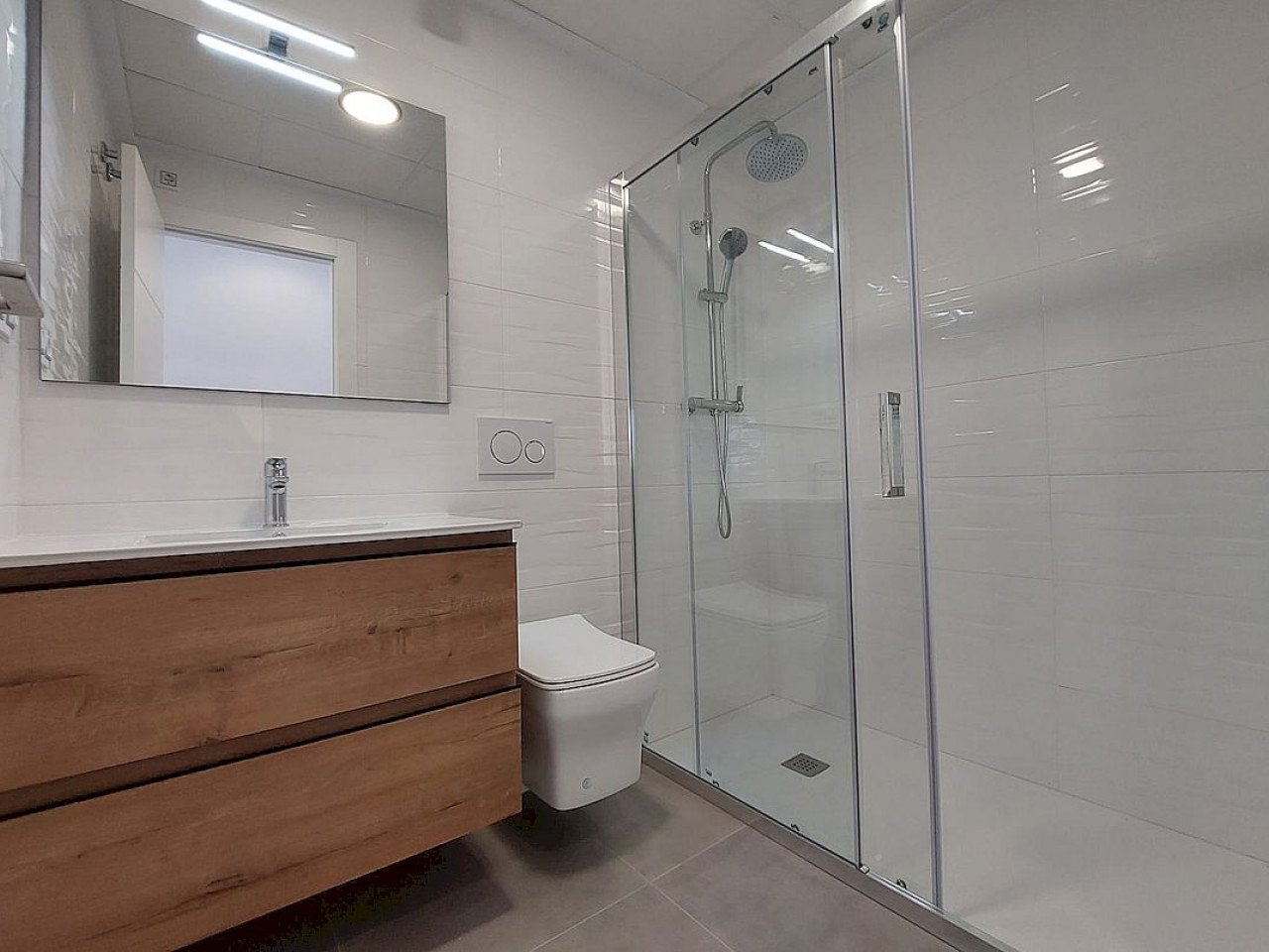 Attraktive Neubau-Doppelhaushälften mit Pool in Los Montesinos