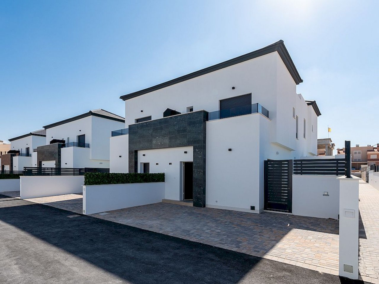 Exklusive Neubau-Wohnanlage - Chalets mit eigenem Garten und Stellplatz