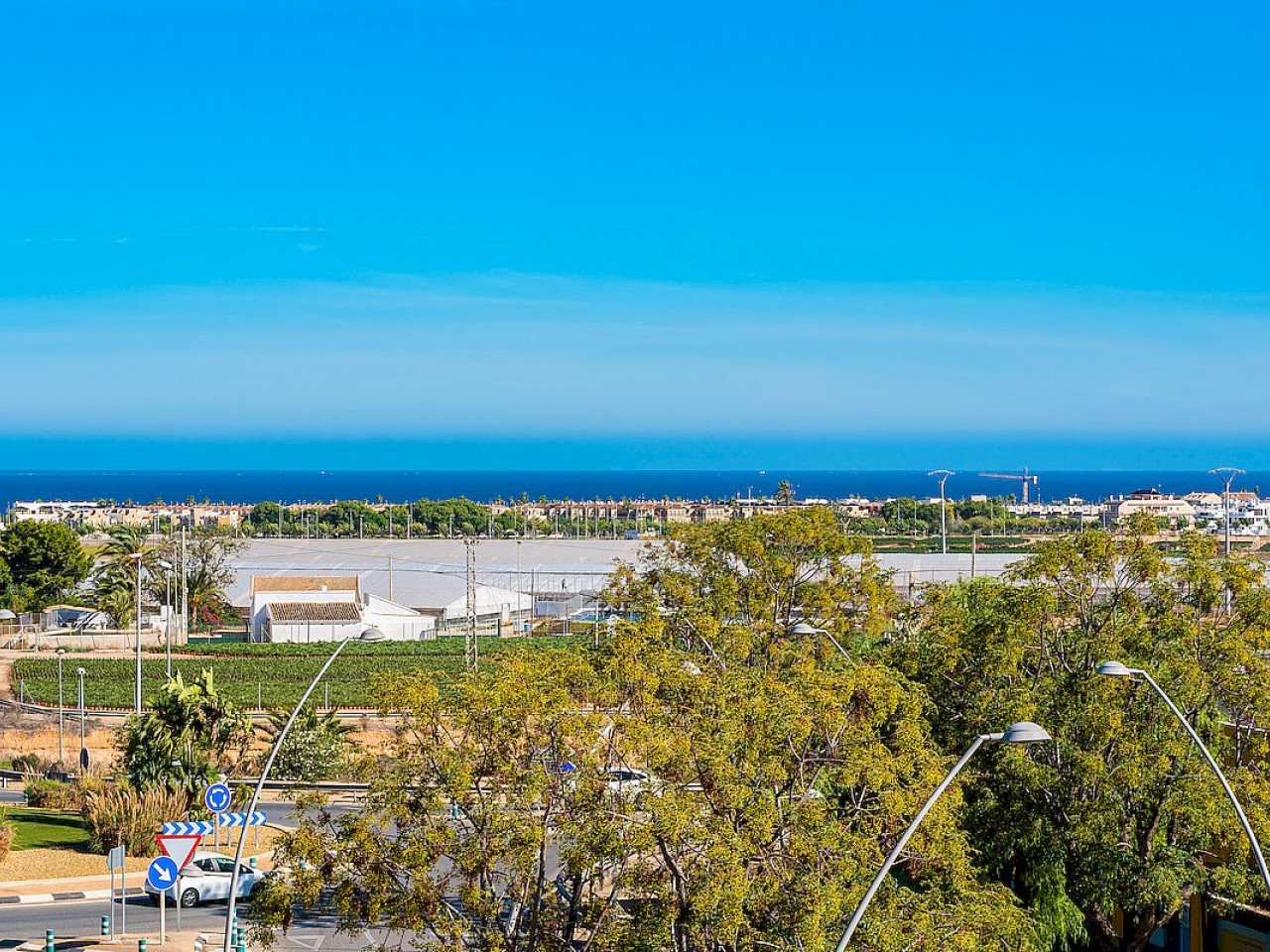 Neubau-Penthouse mit Dachterrasse in neuer Urbanisation