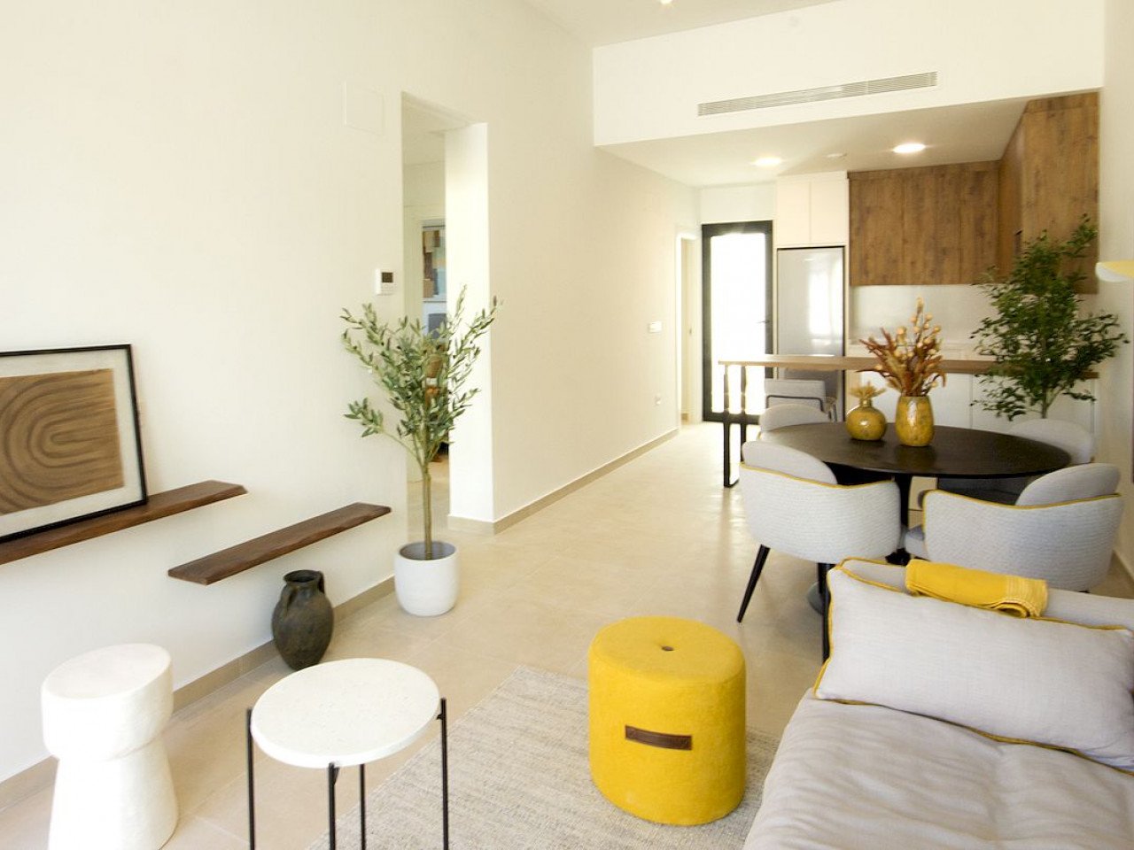 Neubau-Apartments in der Nähe von Stränden, Golfplätzen, Annehmlichkeiten