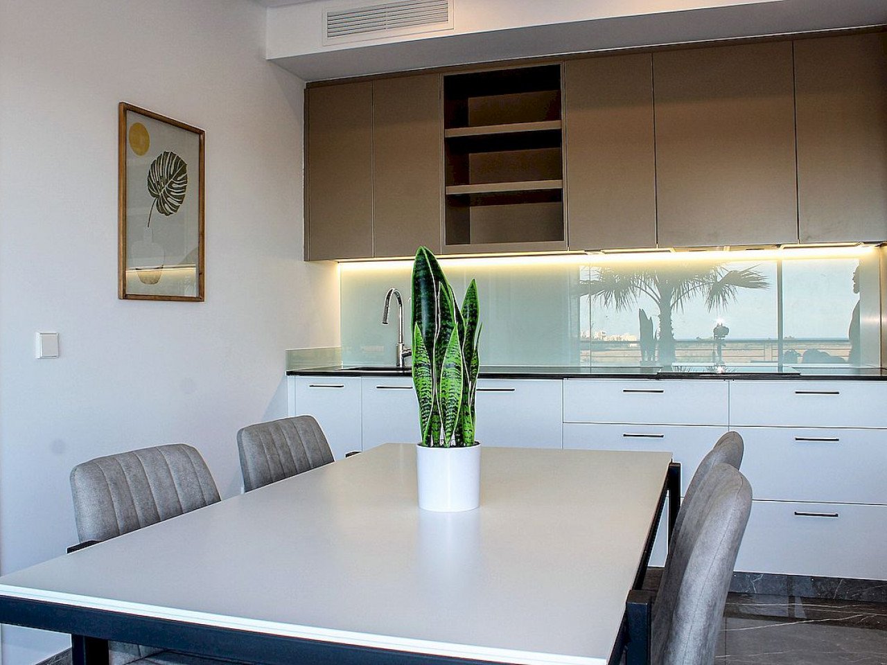 Neubau-Penthouse mit Aussicht - nur 4 km von den Stränden von Gandía entfernt