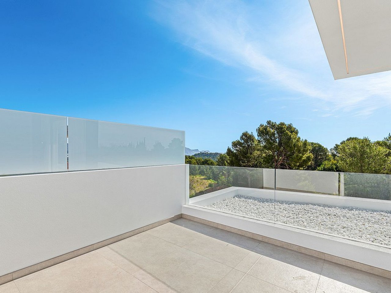 Exklusive Neubau-Villen in einzigartiger Lage mit Panorama-Blick Berge und Meer