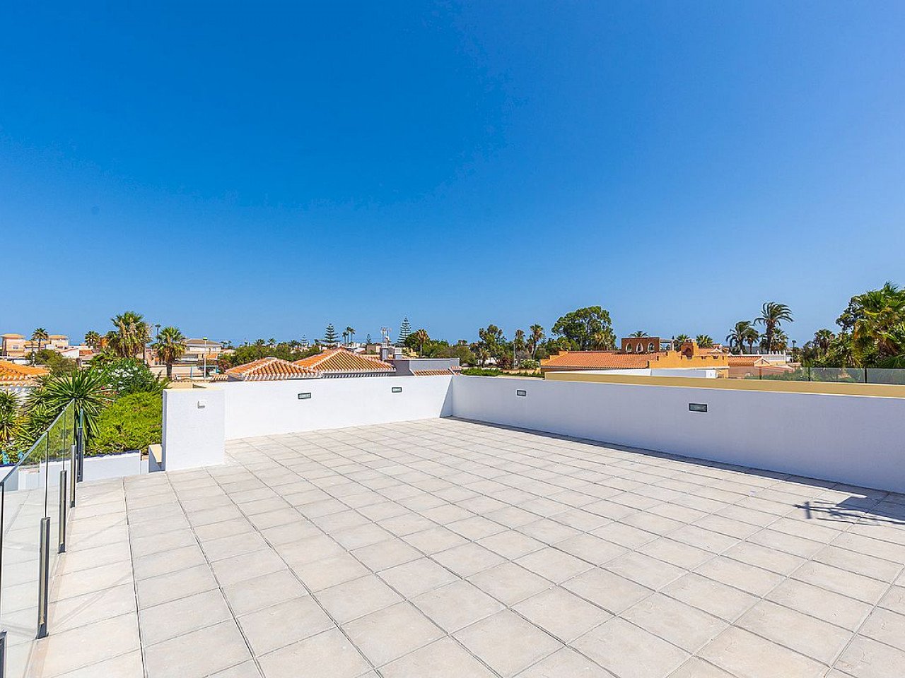 Neubau-Villen mit Pool in der exklusiven Gegend von Los Balcones - nahe Zentrum Torrevieja