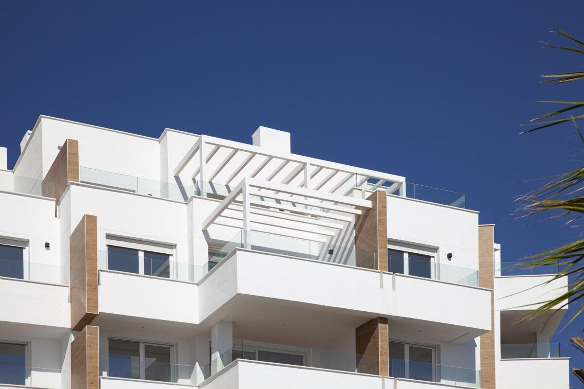 Neues Gebäude, 2- bis 3-Zimmer-Wohnung, 2-Bad-Wohnung und Penthouse mit Meerblick in Torrox Costa