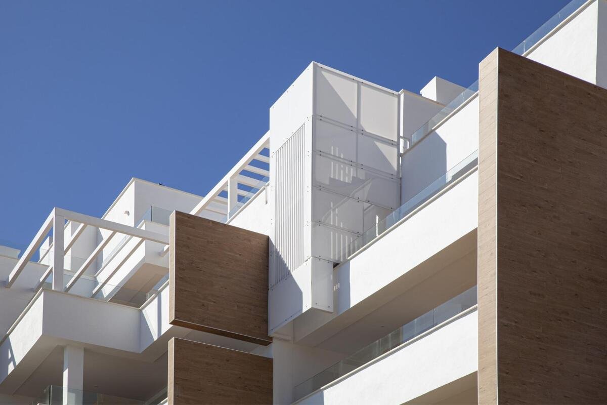 Neues Gebäude, 2- bis 3-Zimmer-Wohnung, 2-Bad-Wohnung und Penthouse mit Meerblick in Torrox Costa