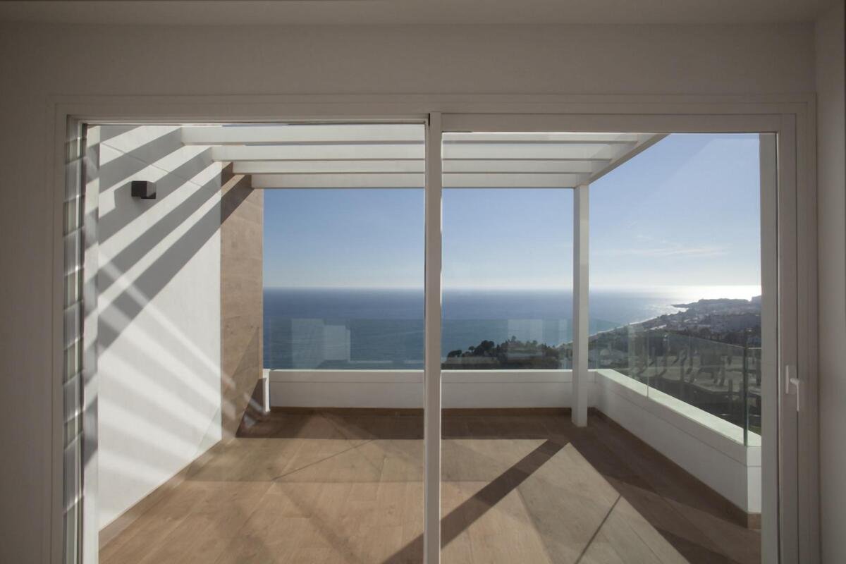 Neubau, 2-Zimmer, 2-Bad-Wohnung in Torrox Costa