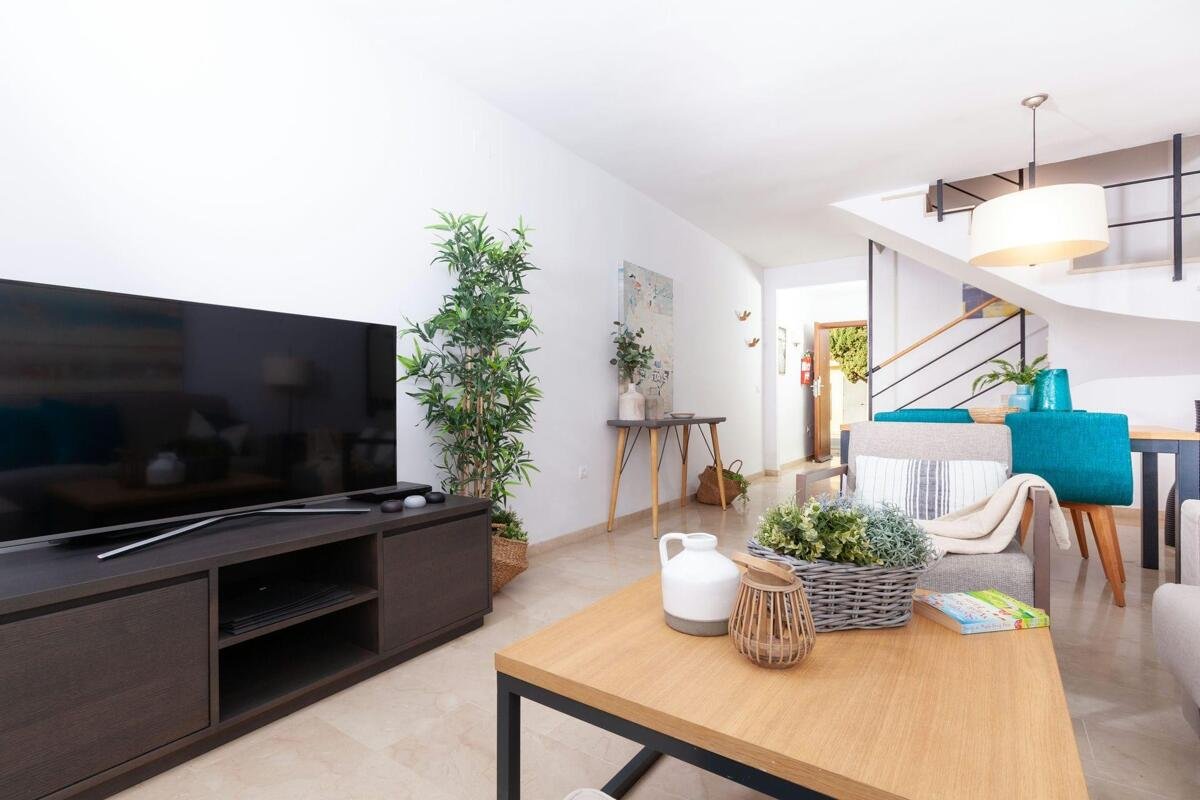 Neubau, 2 Schlafzimmer, 1 Badezimmer Stadthaus in Mijas