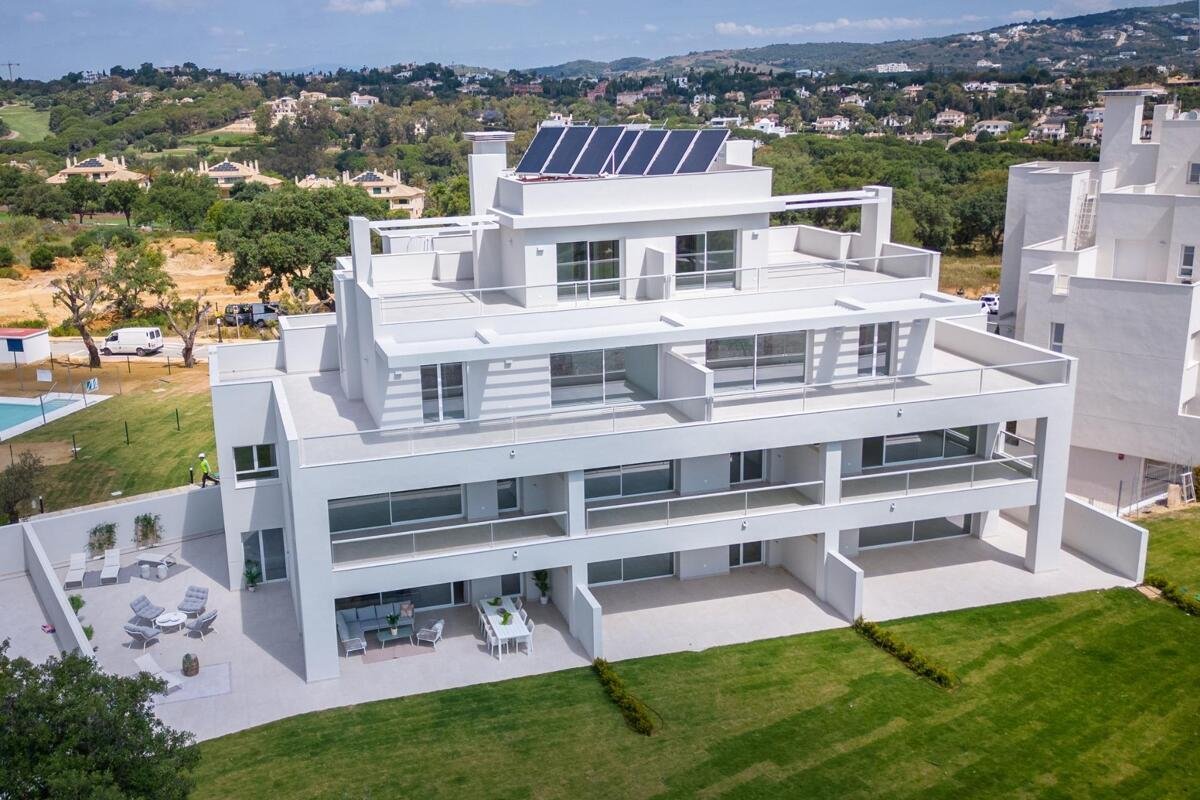 Neubau, 3-Zimmer, 2-Bad-Wohnung in Sotogrande