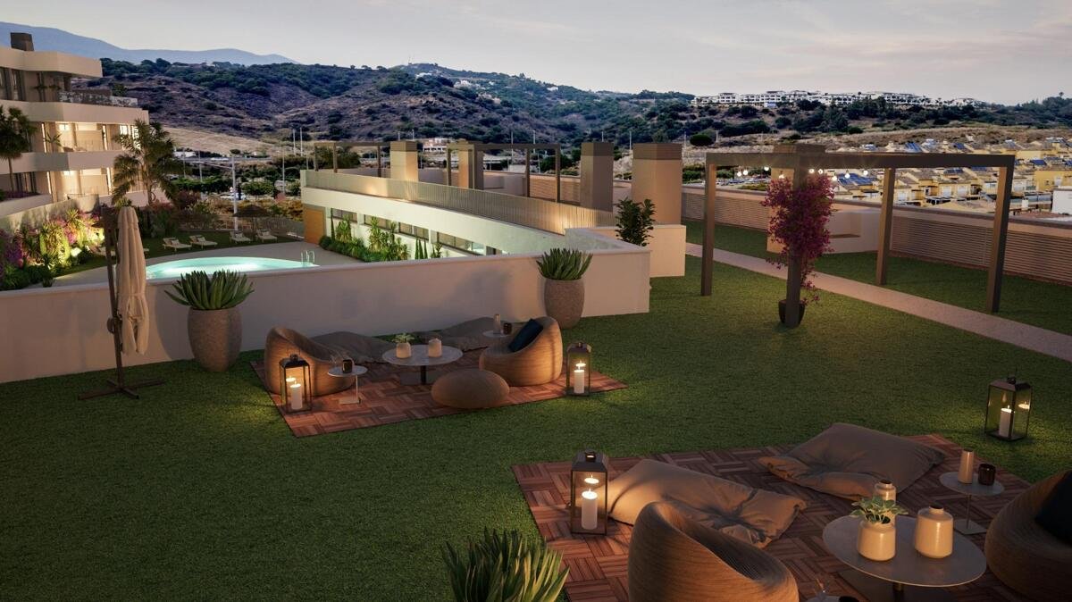 Neubau, Erdgeschosswohnung mit 3 Schlafzimmern und 2 Badezimmern in Estepona