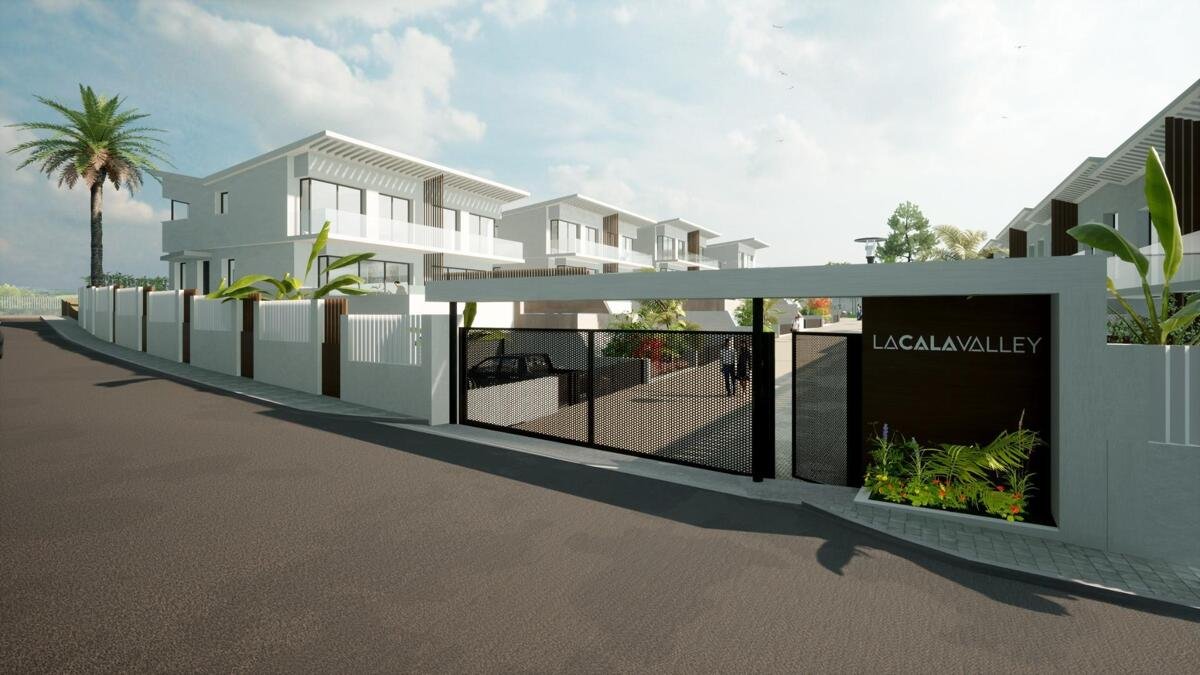 Luxus-Stadthäuser mit 4-5 Schlafzimmern in Mijas
