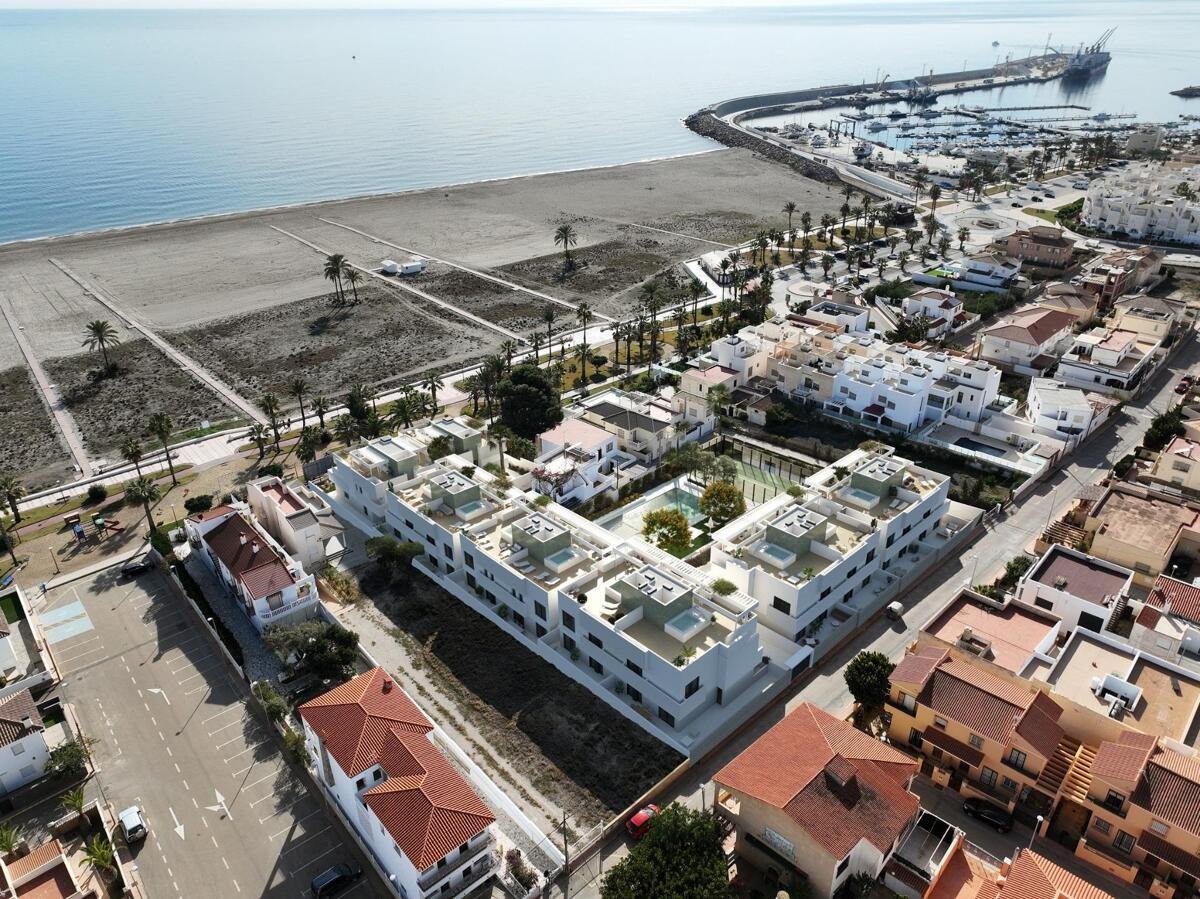 Neubau, 3-Zimmer, 2-Bad-Wohnung in Vera Playa