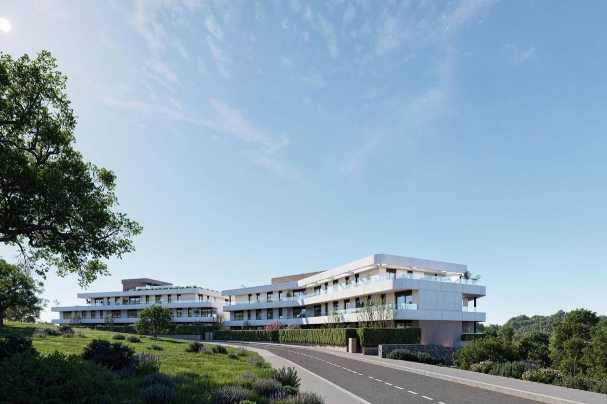 Neubau, 3-Zimmer-Erdgeschosswohnung mit 2 Badezimmern in Estepona