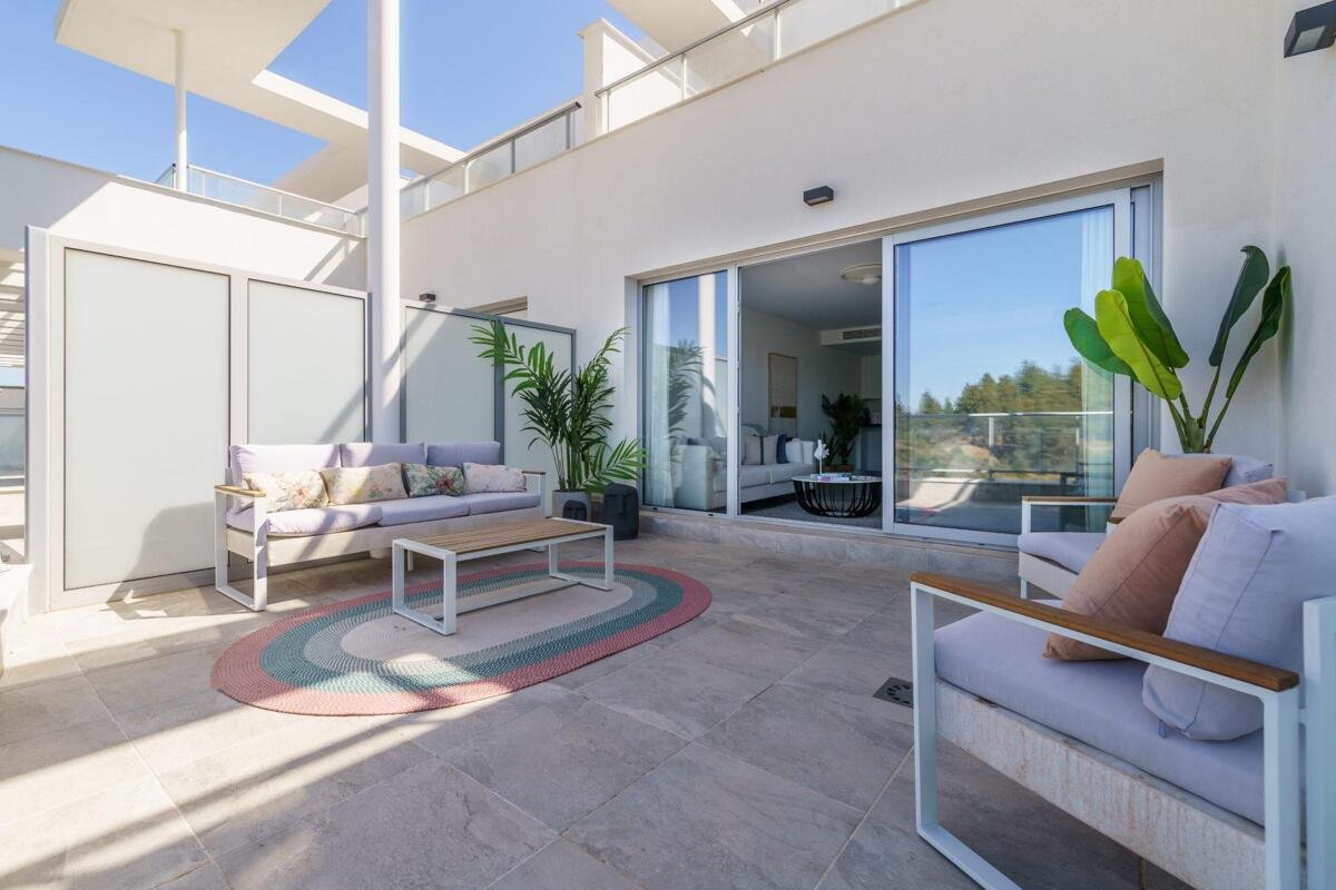 Neubau, 3 Schlafzimmer, 2 Badezimmer Penthouse in Mijas