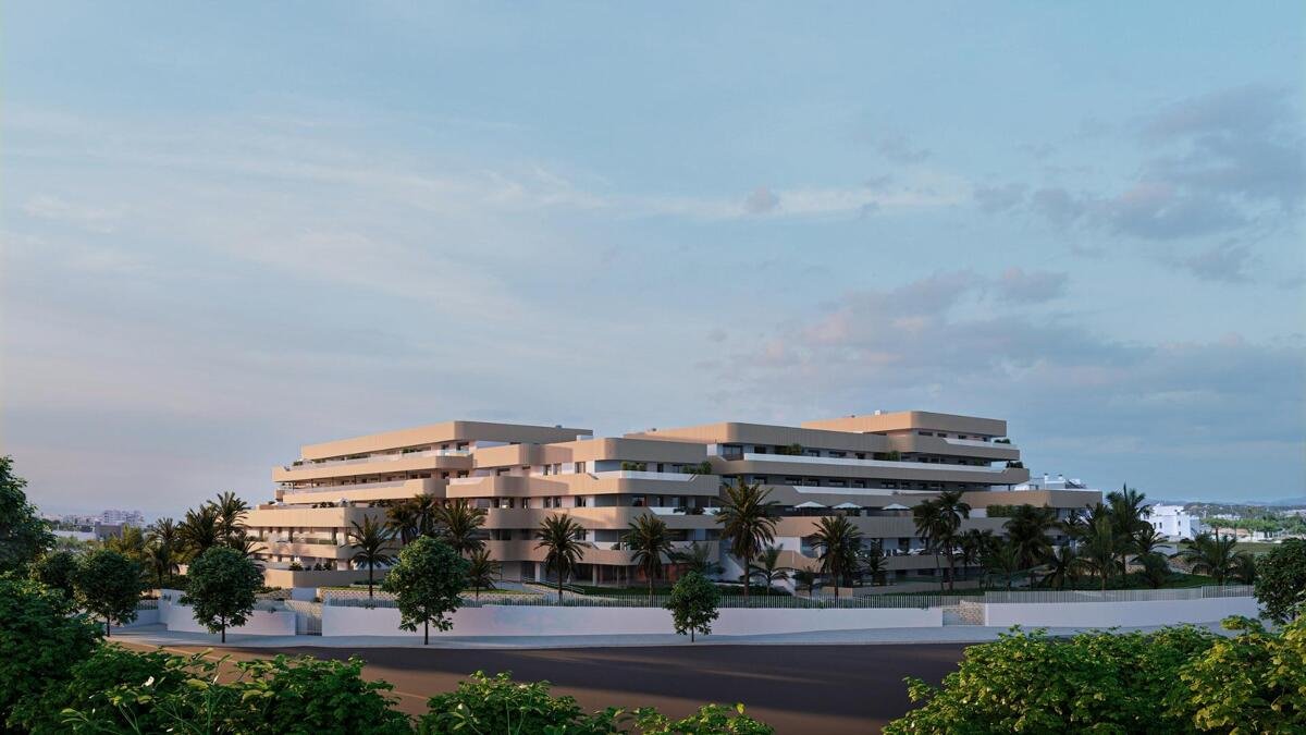 Neubau, Erdgeschosswohnung mit 3 Schlafzimmern und 2 Badezimmern in Estepona