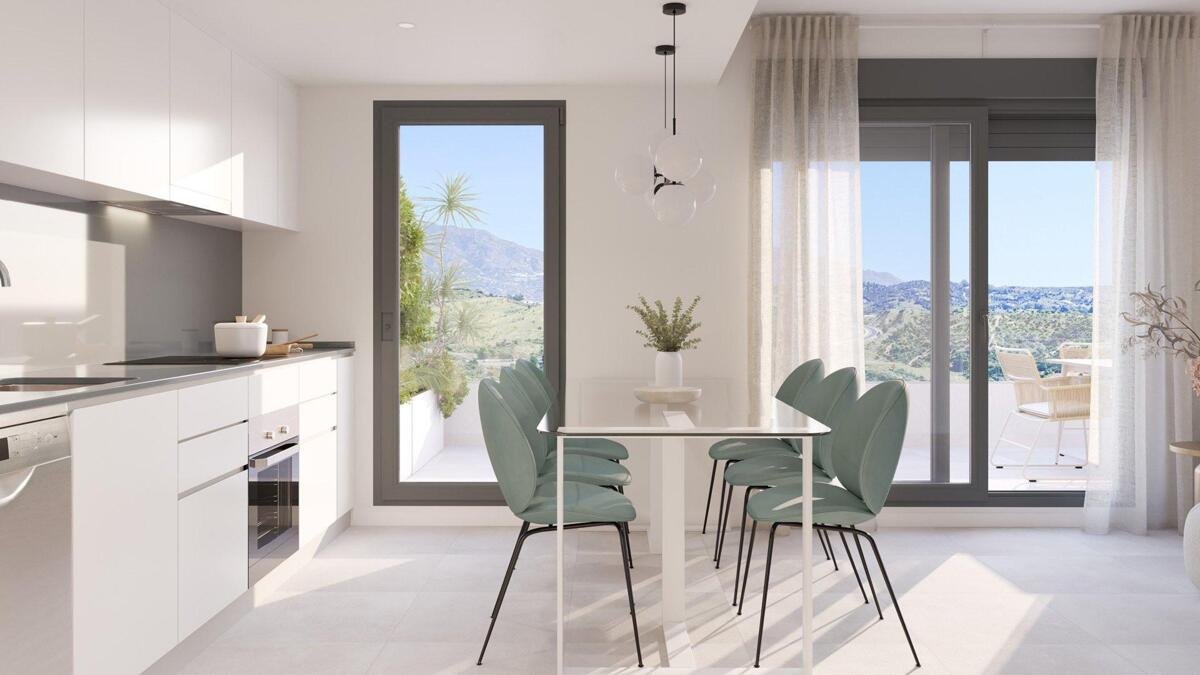 Neubau, Erdgeschosswohnung mit 3 Schlafzimmern und 2 Badezimmern in Mijas