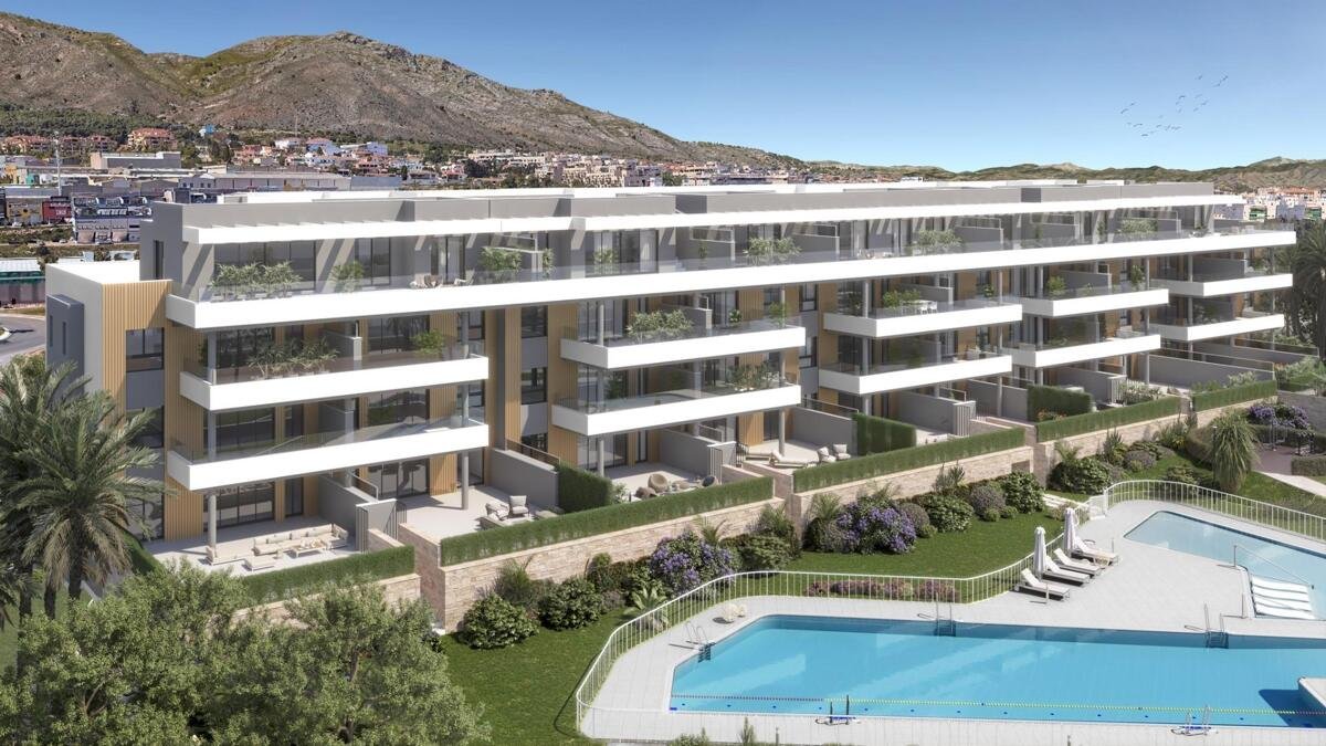 Neubau, 4-Zimmer-Wohnung mit 2 Badezimmern in Torremolinos