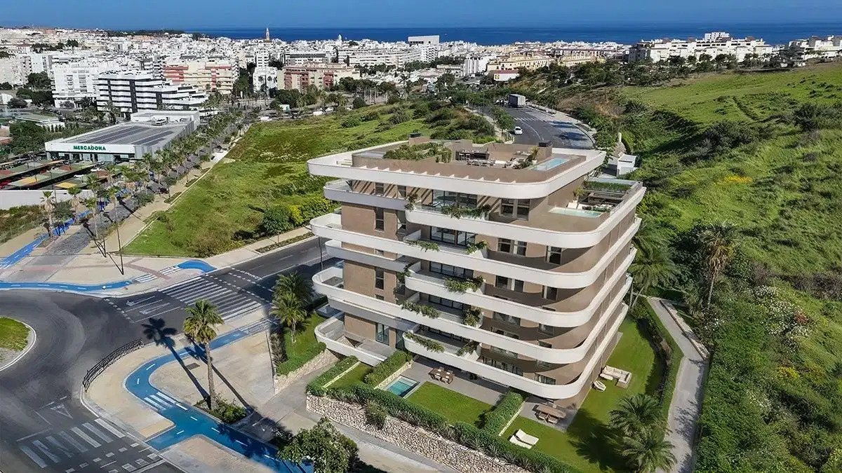 3-Zimmer, 2-Bad Contemporary Apartments mit Dachpool in Las Mesas, Estepona