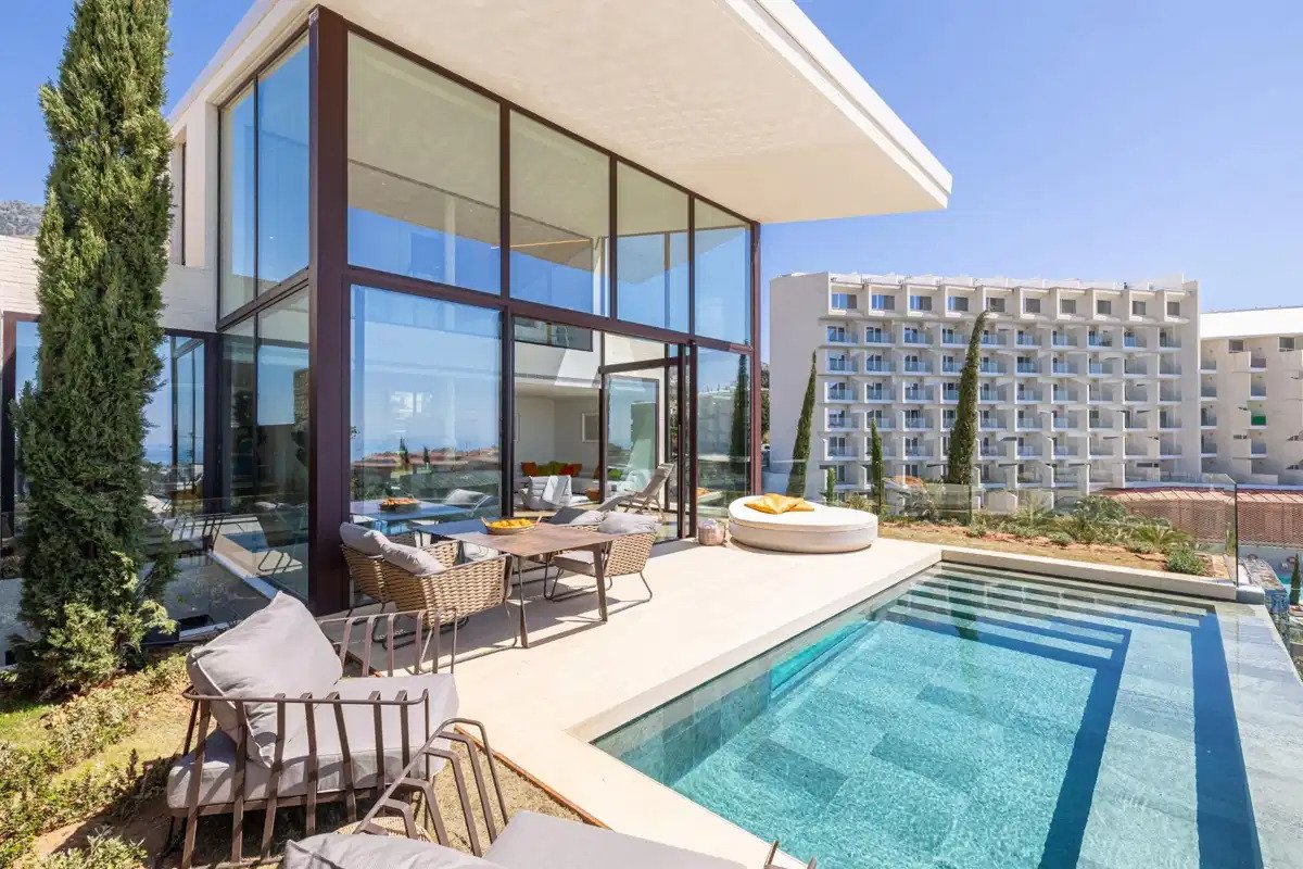 Fuengirola: 4-Zimmer-Reihenhaus mit 3 Badezimmern und Panoramablick auf das Meer in El Higuerón Fuengirola: 4-Zimmer-Reihenhaus mit 3 Badezimmern und Panoramablick auf das Meer in El Higuerón