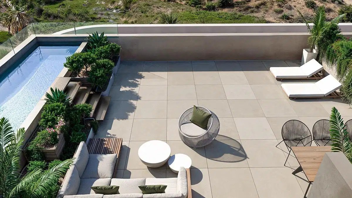 3-Zimmer, 2-Bad Contemporary Apartments mit Dachpool in Las Mesas, Estepona