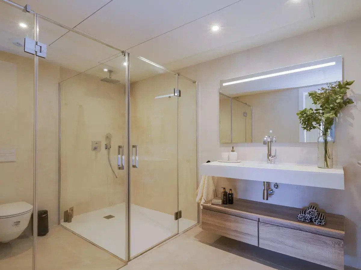 4-Zimmer-Reihenhaus mit 3 Badezimmern, Meerblick und privatem Solarium in El Higuerón