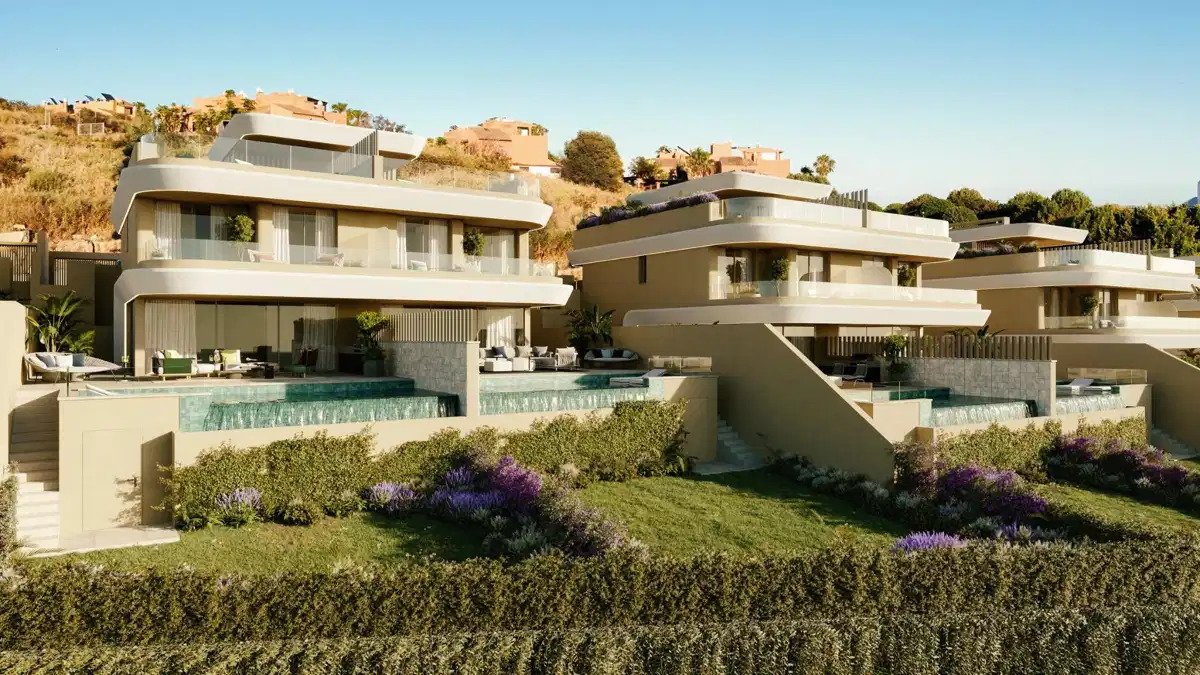 Estepona: 3-Schlafzimmer, 3-Badezimmer zeitgenössische halbfreie Villen in der Nähe des Meeres in Seghers Estepona Estepona: 3-Schlafzimmer, 3-Badezimmer zeitgenössische halbfreie Villen in der Nähe des Meeres in Seghers Estepona
