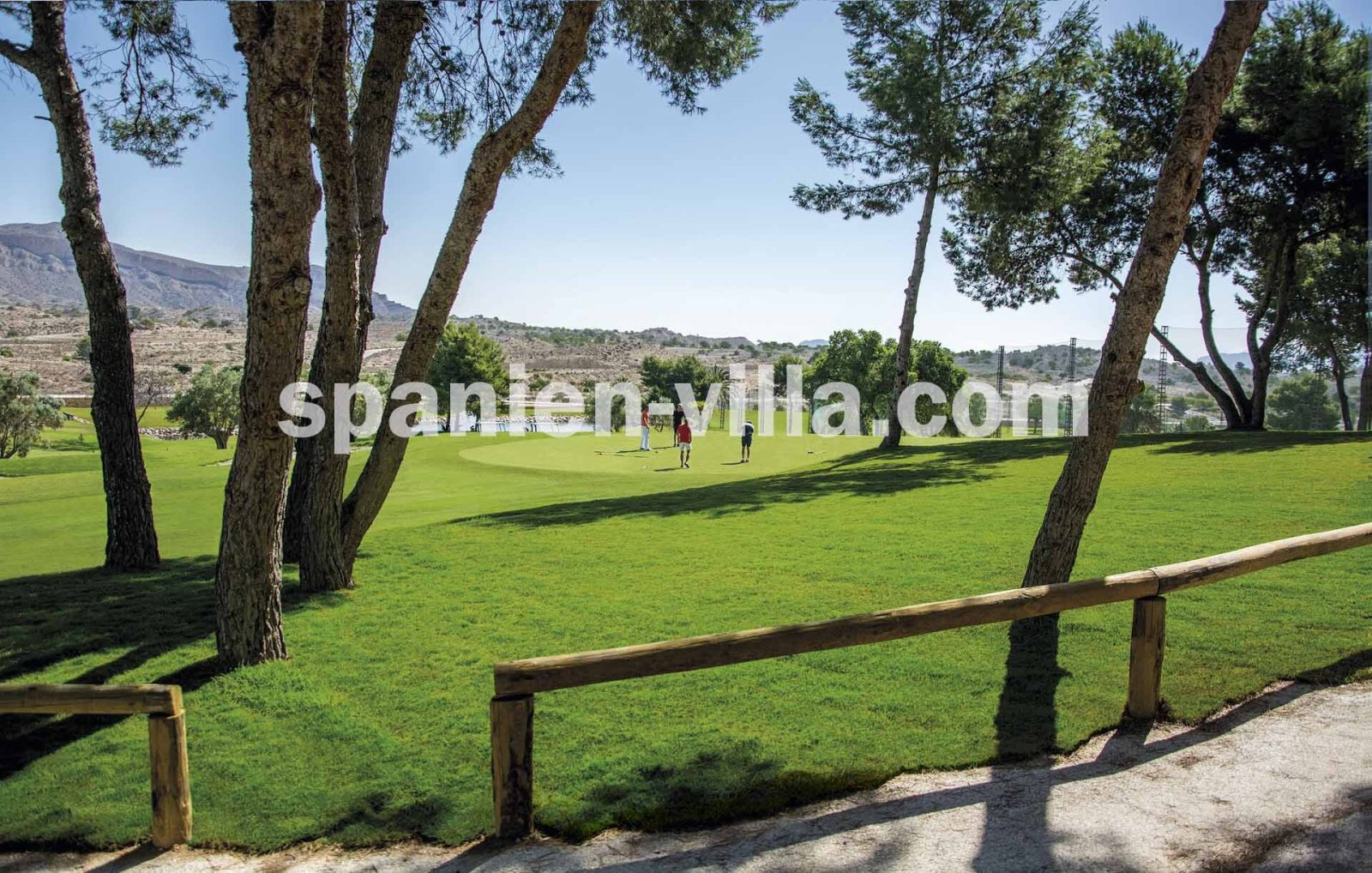  Neubau-Apartments bei Alenda Golf - nur 10 PKW-Minuten von Alicante + Meer