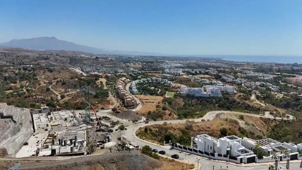 3-Zimmer, 3-Bad Luxuswohnung mit Meerblick und außergewöhnlichen Annehmlichkeiten in der Nähe von Estepona