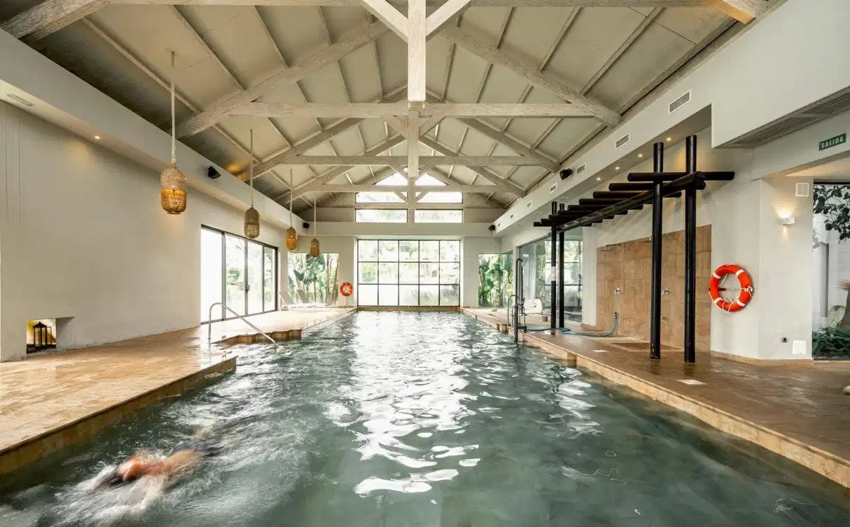 5-Schlafzimmer, 6-Badezimmer exklusive Neubauvillen in Estepona neben El Campanario Golf