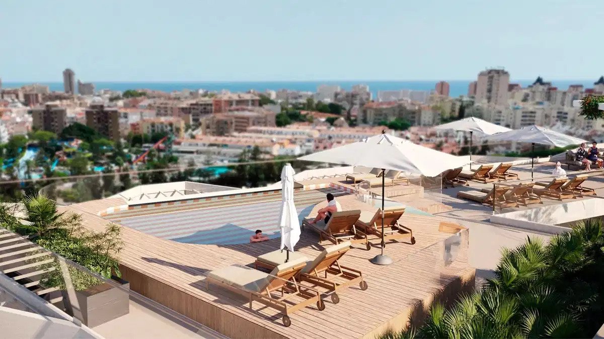 3-Zimmer, 2-Bad Penthouse mit panoramischem Dachpool in Las Lagunas de Mijas