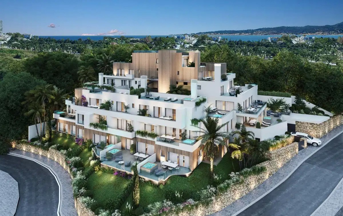 3-Zimmer, 2-Bad Luxus Erdgeschosswohnung mit privatem Garten in Rio Real Marbella