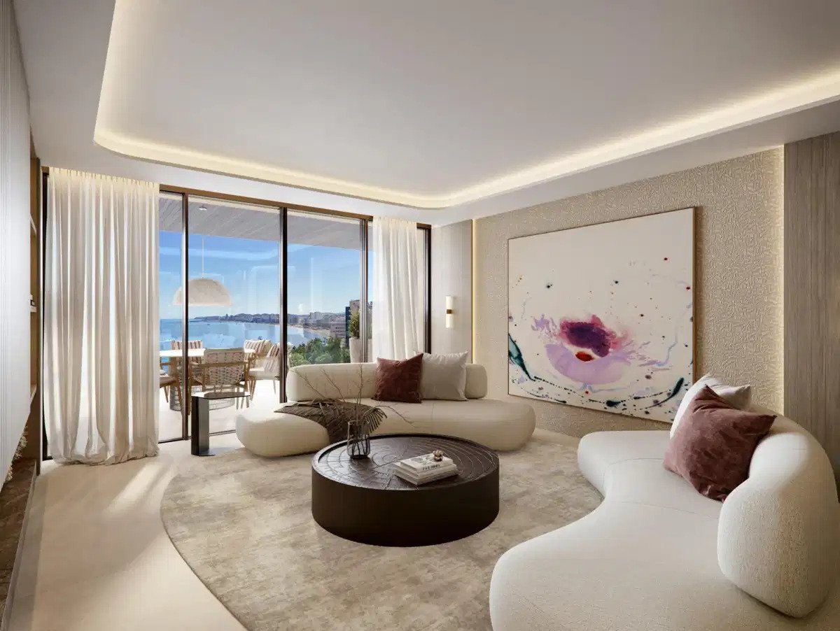 3-Zimmer, 2-Bad-Penthouse mit Panoramablick auf das Meer in Carvajal, Fuengirola