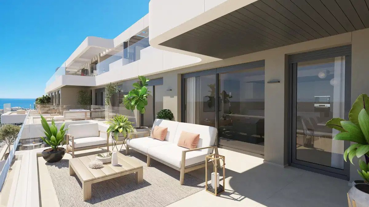 3-Zimmer, 2-Bad Erdgeschosswohnung mit großzügigen Terrassen und Panoramablick in Calanova Golf, Mijas