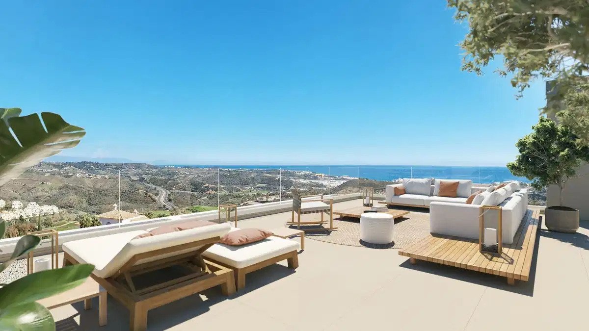 3-Zimmer, 2-Bad Erdgeschosswohnung mit großzügigen Terrassen und Panoramablick in Calanova Golf, Mijas