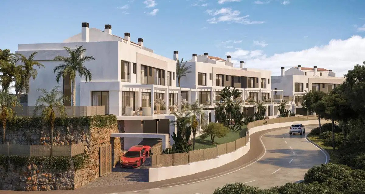 3-Zimmer-Reihenhaus mit 2 Badezimmern und Panoramablick auf das Meer in der Nähe des Miraflores Golfplatzes, Calahonda
