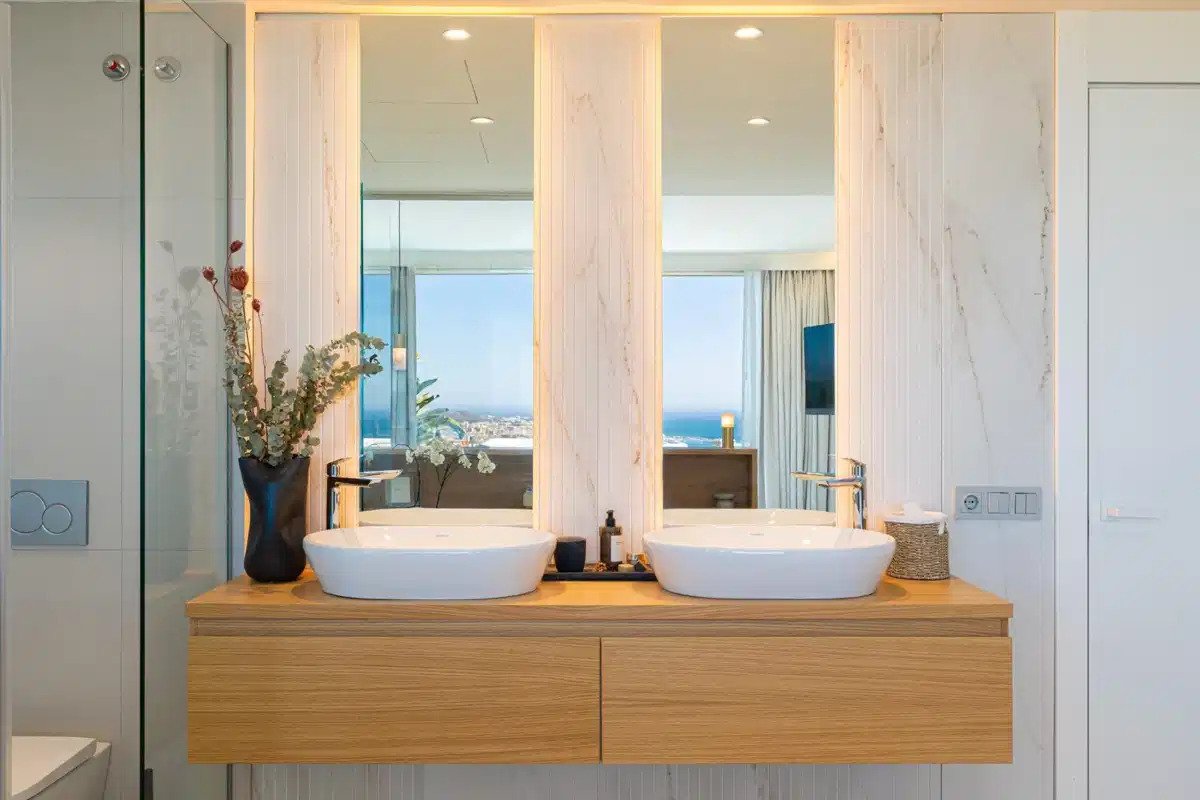 3-Zimmer, 2-Bad-Penthouse mit großzügigen Terrassen und Meerblick in El Higuerón