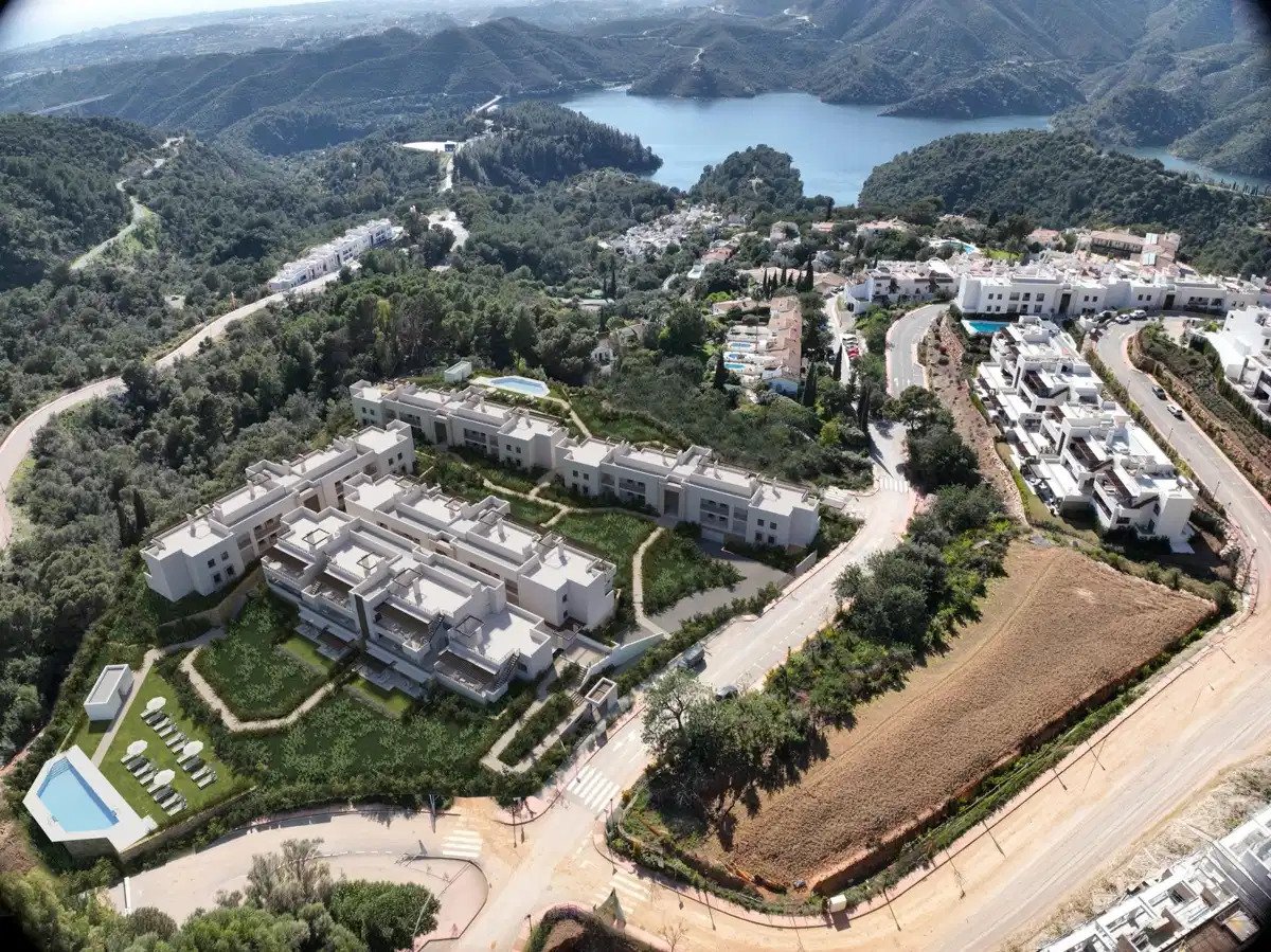 3-Zimmer, 2-Bad Wohnung umgeben von Natur in Istán in der Nähe von Marbella