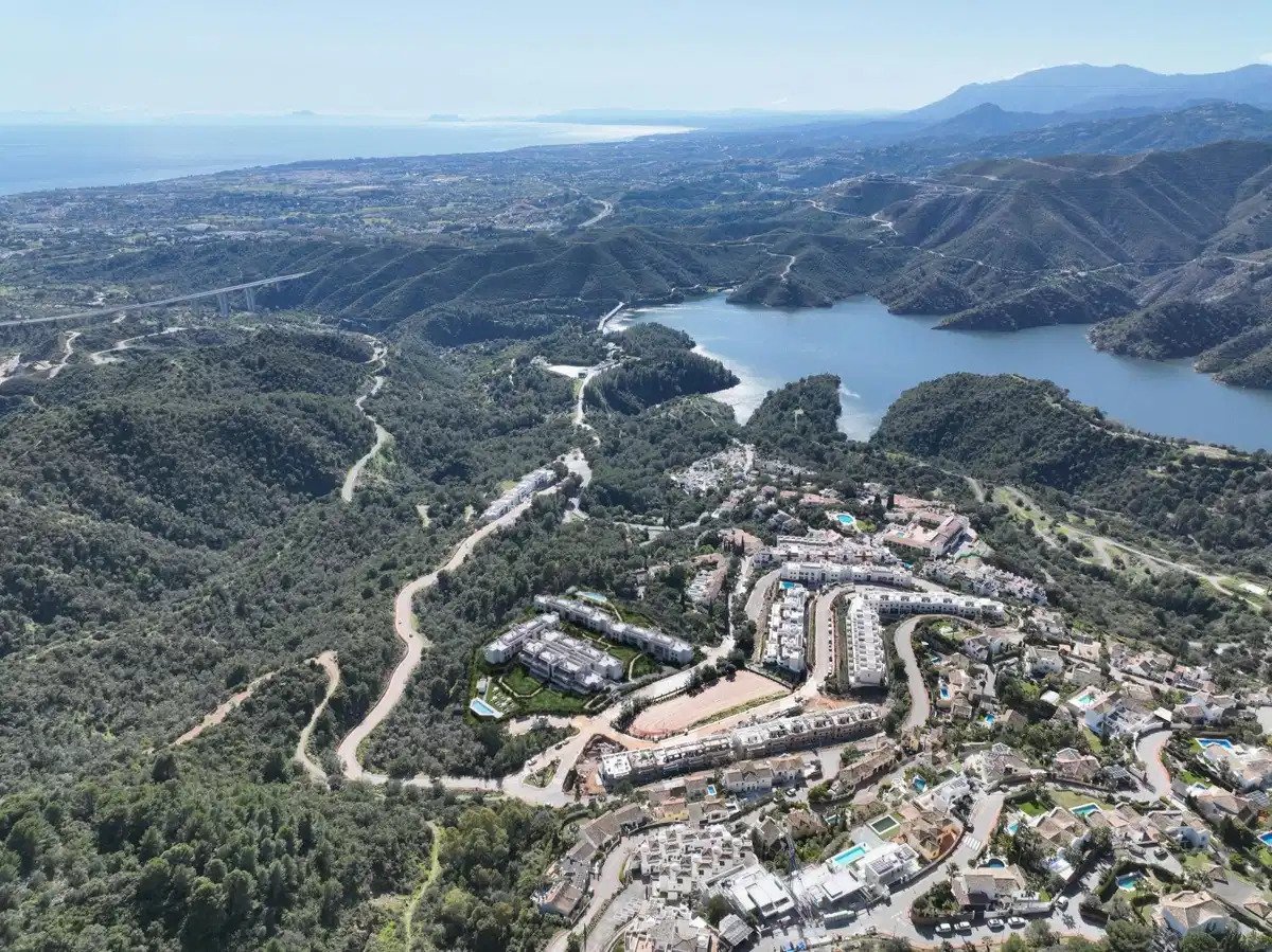 3-Zimmer, 2-Bad Wohnung umgeben von Natur in Istán in der Nähe von Marbella