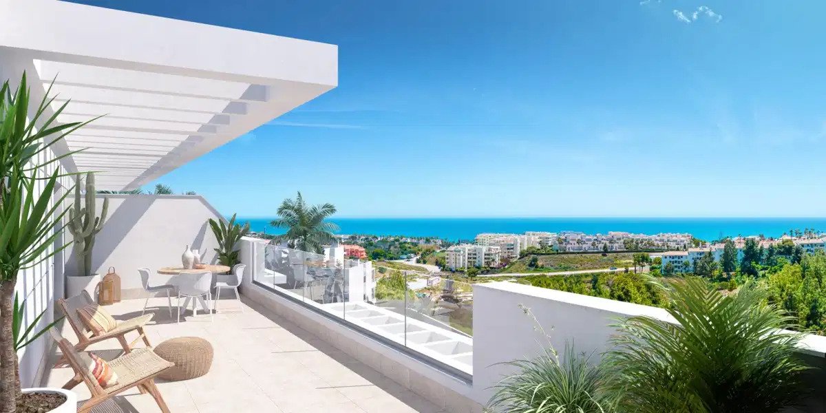 2-Zimmer, 2-Bad modern Erdgeschosswohnung mit Terrasse und Garten in El Chaparral, Mijas