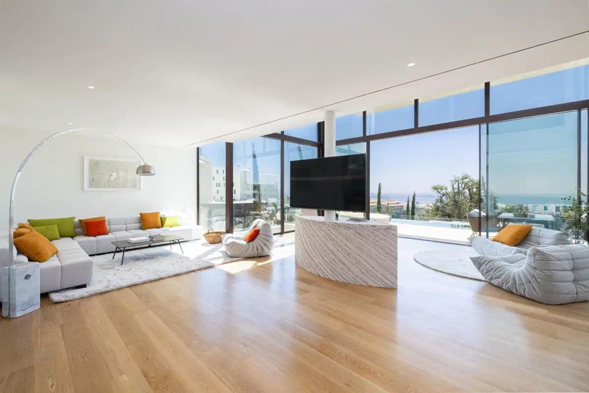 4-Zimmer-Reihenhaus mit 3 Badezimmern und Panoramablick auf das Meer in El Higuerón