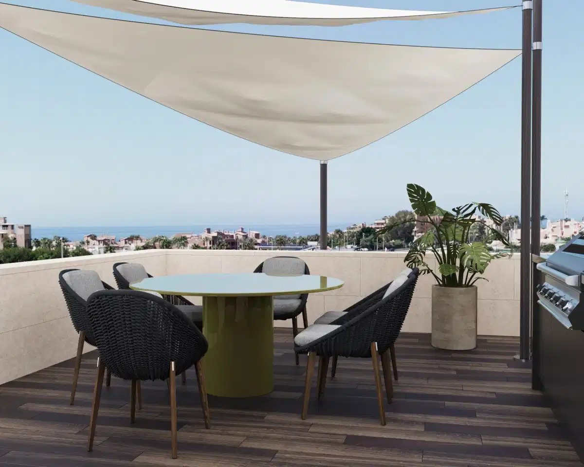 3-Zimmer, 2-Bad-Penthouse mit Panoramablick auf Meer und Berge in Estepona