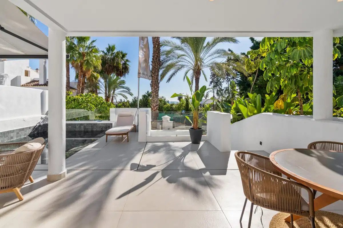4-Zimmer, 4-Badezimmer Luxus-Duplexhäuser in El Paraiso, Estepona-Marbella Gebiet