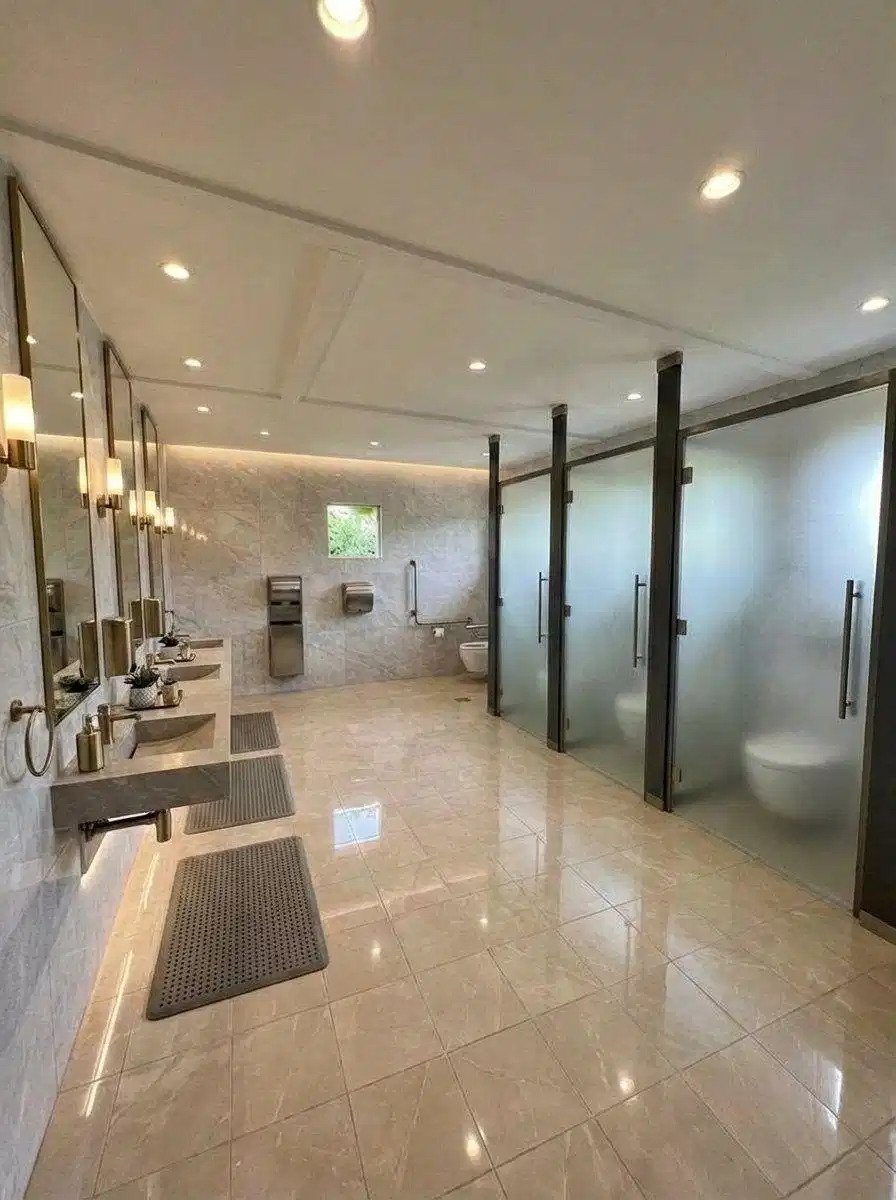 4-Zimmer, 4-Badezimmer Luxus-Duplexhäuser in El Paraiso, Estepona-Marbella Gebiet