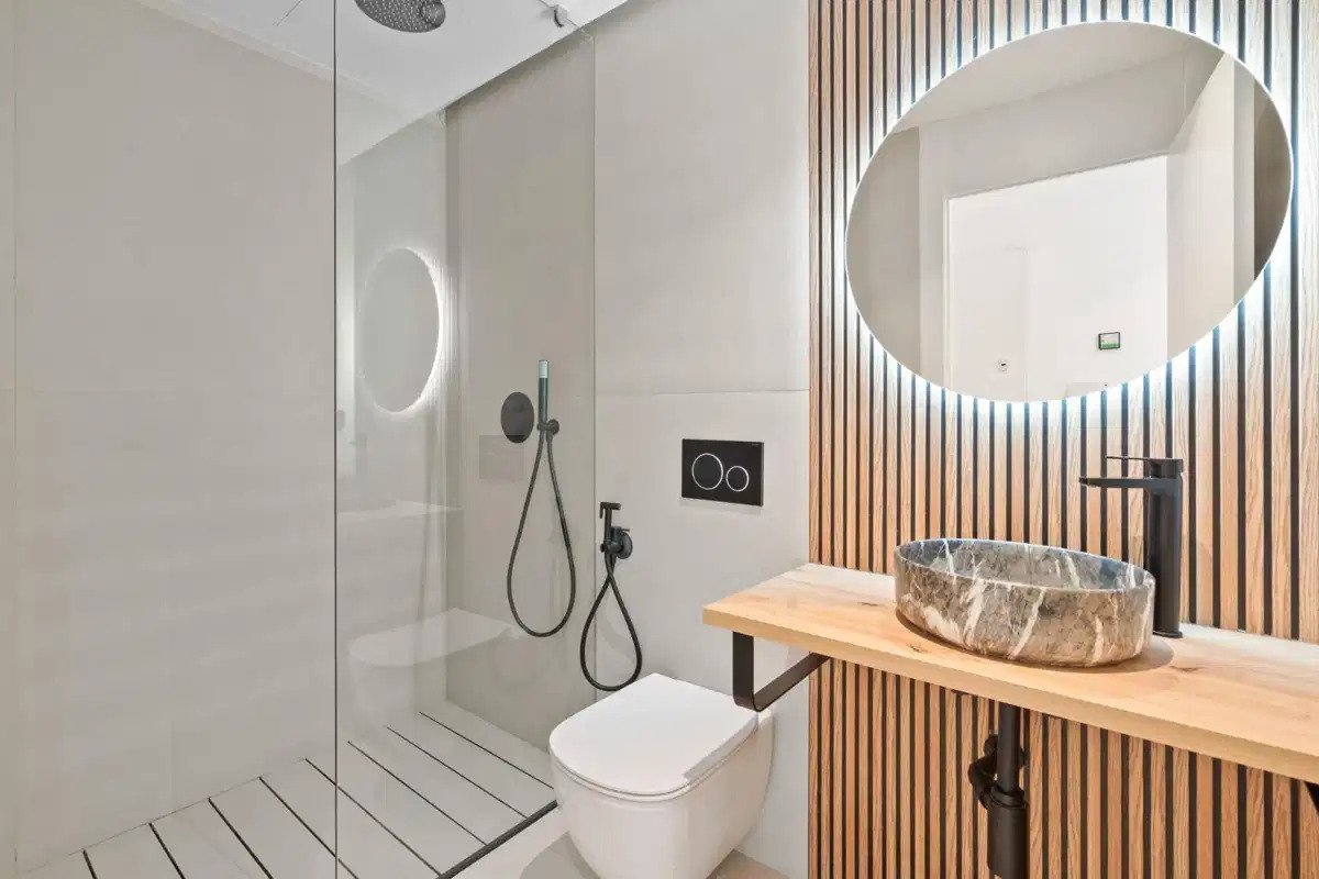 5-Zimmer, 4-Bad Luxus-Duplex-Erdgeschosswohnung in El Paraiso, Estepona–Marbella Gebiet