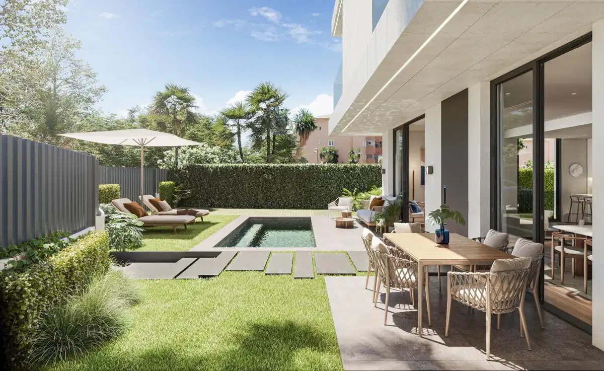3-Zimmer, 3-Badezimmer Stadthaus in El Limonar, Malaga – Luxuriöses Boutique-Wohnen in der Nähe des Strandes
