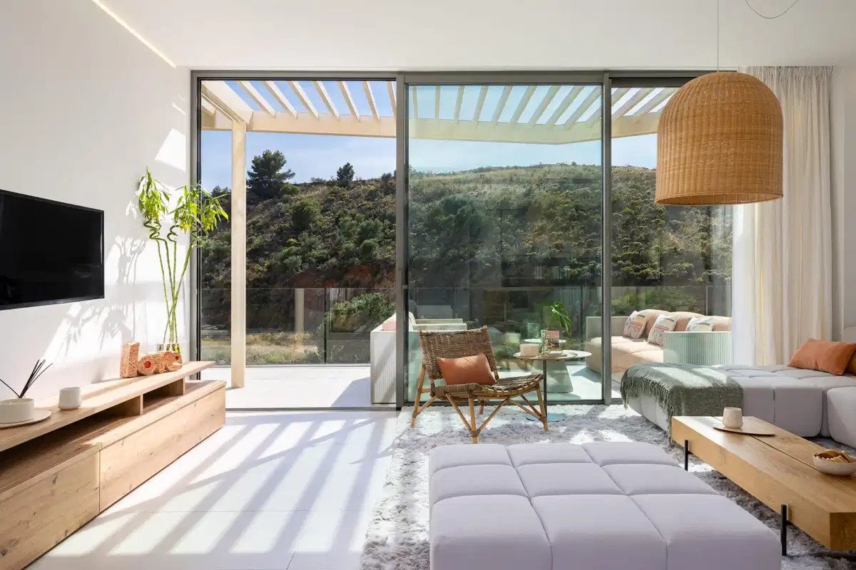 3-Zimmer, 2-Bad Wohnung mit Meer- und Bergblick in El Higuerón, Costa del Sol