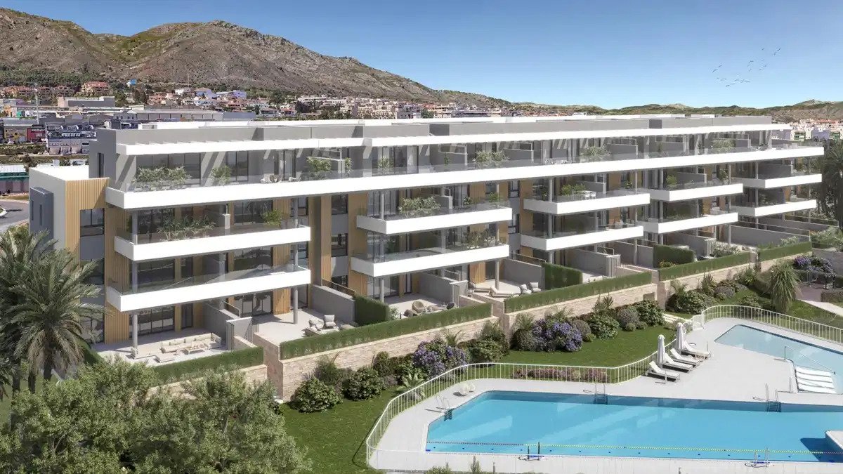 3-Zimmer, 2-Bad-Penthouse mit großzügiger Terrasse und hervorragendem Ausblick in der Nähe des La Carihuela Strandes