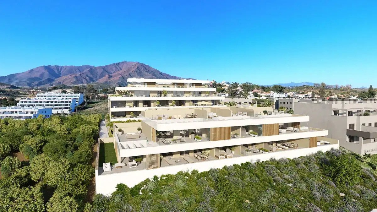3-Zimmer, 2-Bad-Penthouse mit Meerblick und luxuriösen Annehmlichkeiten in Estepona