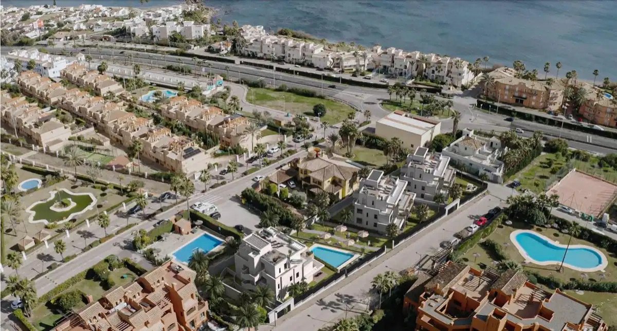 2-Zimmer, 2-Bad Luxuswohnung in der Nähe des Estepona-Strandes mit Panoramablick auf das Meer