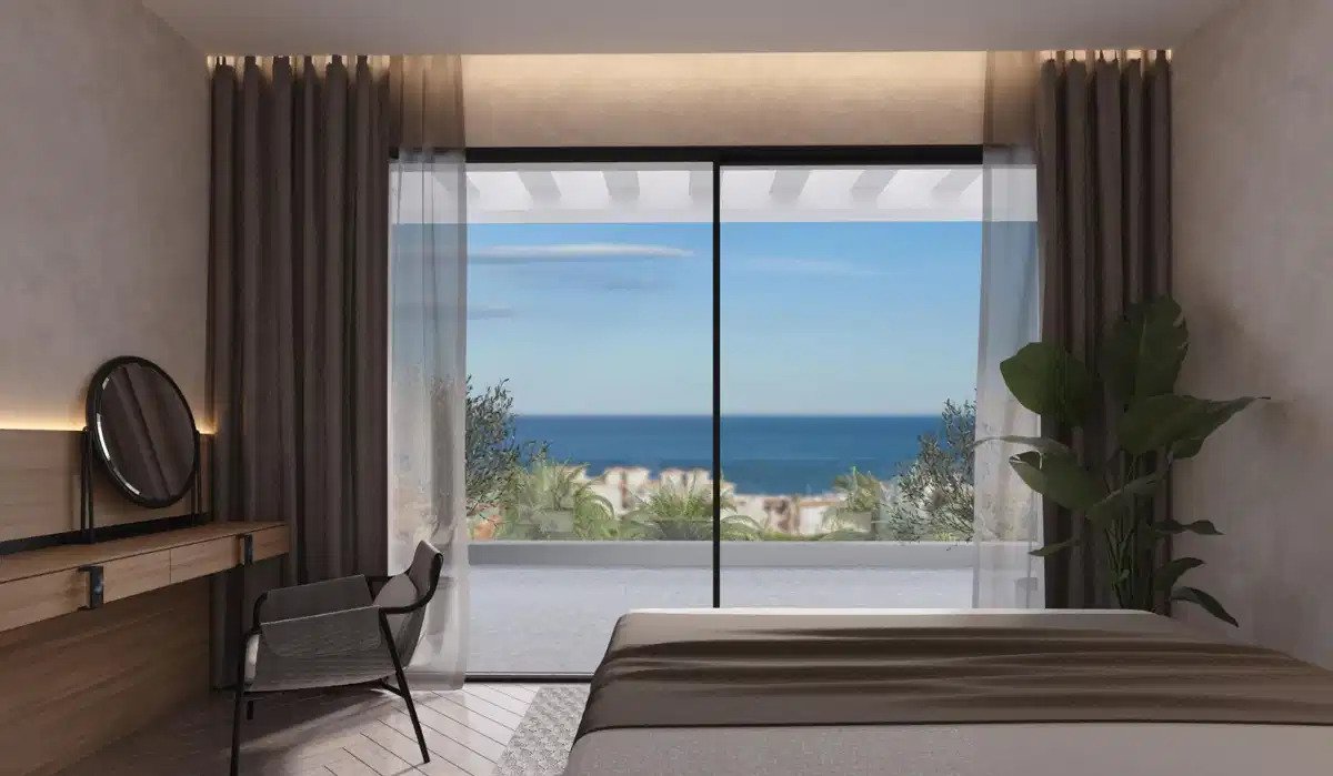 3-Zimmer, 2-Bad-Penthouse mit Panoramablick auf das Meer in der Nähe von Estepona